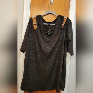 Torrid NWT Cold Shoulder 3/4 Sleeve Sweater - Size 3